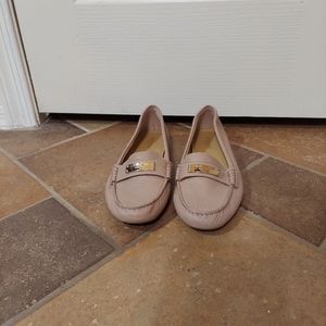 Coach size 7.5 color tan